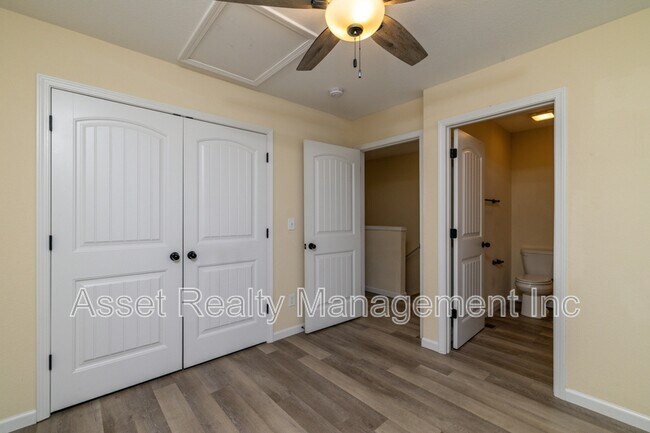 Building Photo - 932 Warrior Hill Dr