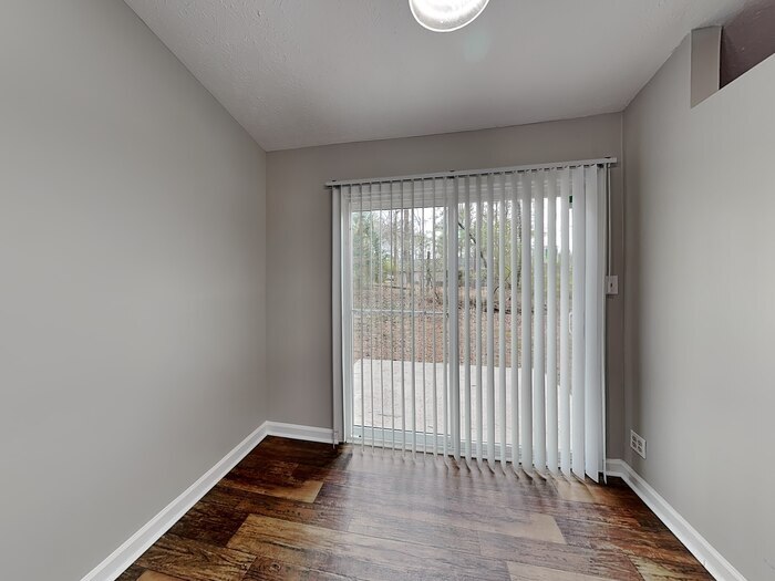 Building Photo - 5127 Galbraith Cir