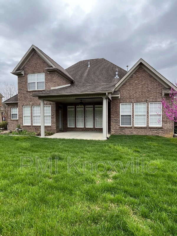 Building Photo - 4601 Ivy Rose Dr