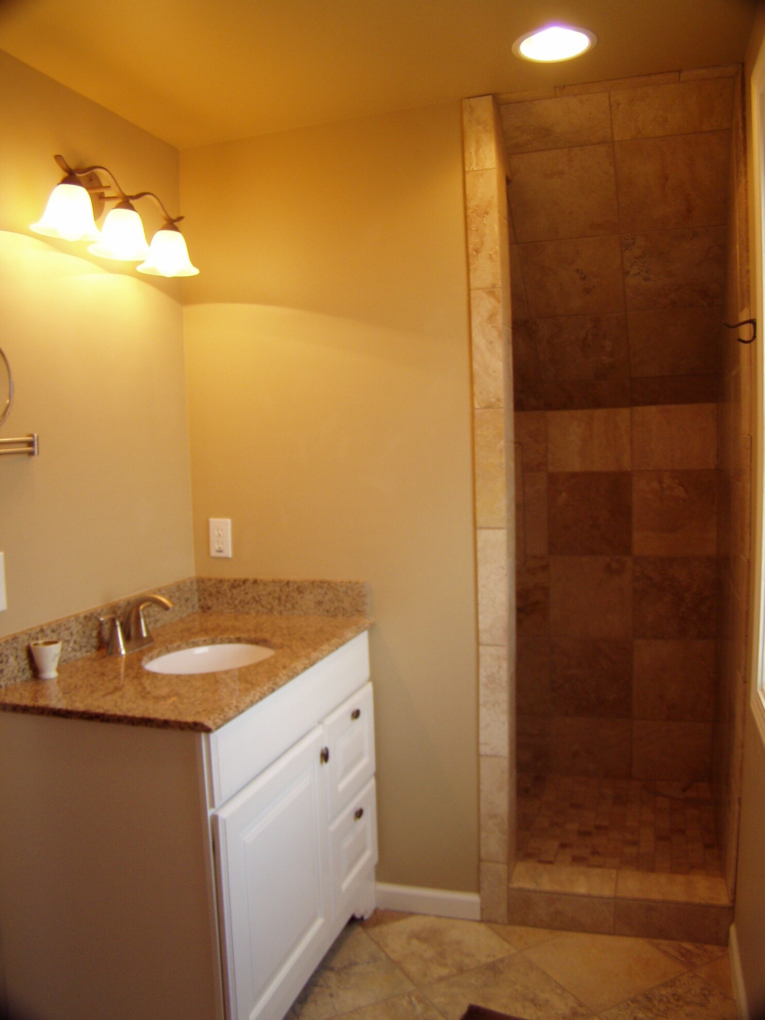 Master Bath Full - 3250 N 88th St