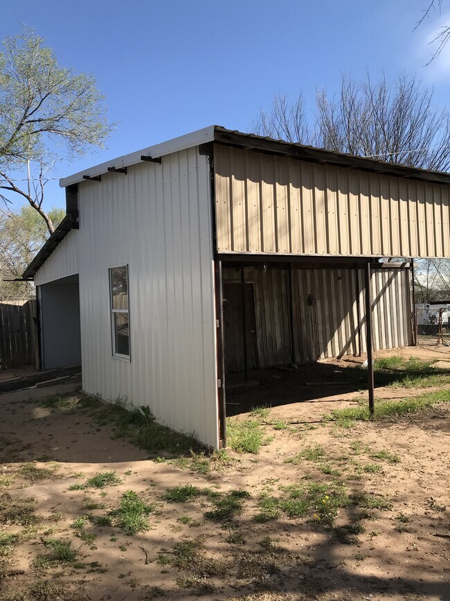 Building Photo - 518 16th St