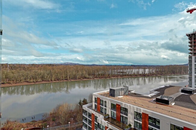 Building Photo - Elegant South Waterfront with 2 Parking Sp...