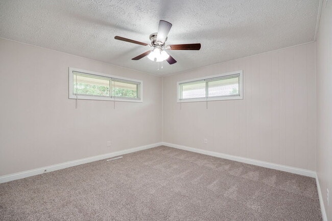 Building Photo - 5224 Mystic Dr