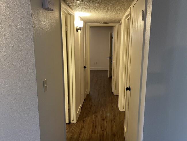 Building Photo - 3000 Jade Way