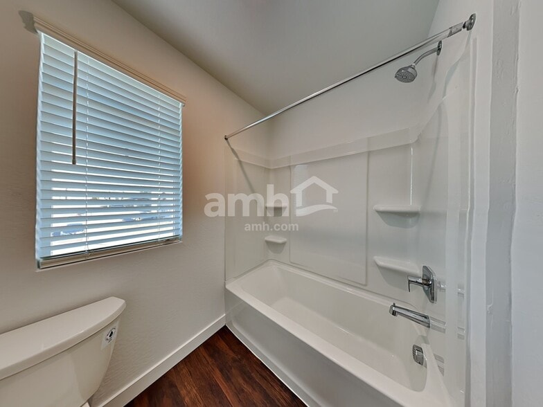 Building Photo - 8318 S 21st Ln