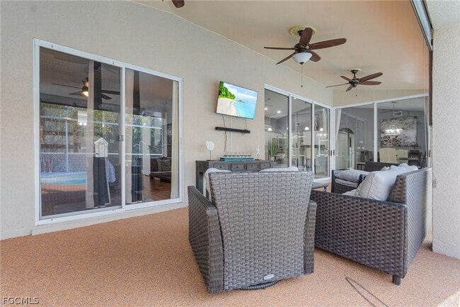 Building Photo - 4002 Oasis Blvd