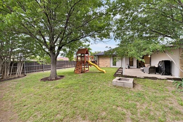 Building Photo - 2600 Summertree Dr