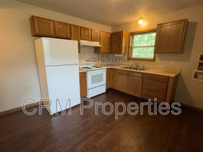 Building Photo - 1328 S Waugh St