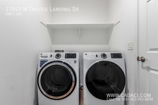 Building Photo - 17849 W Thistle Landing Dr