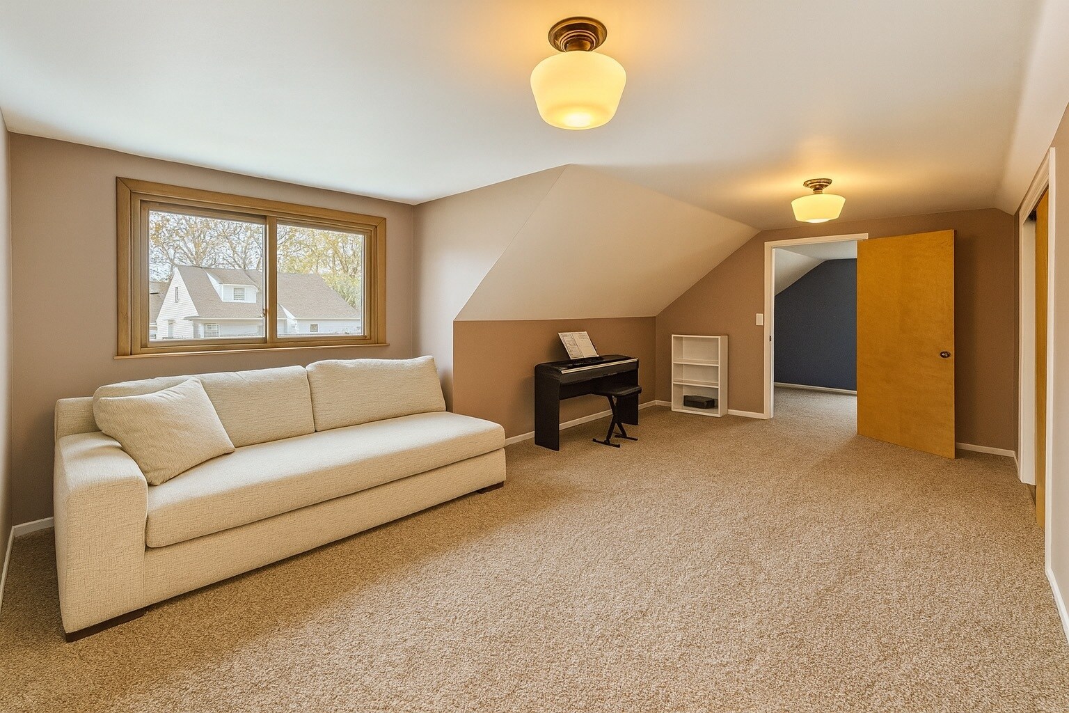 Building Photo - 1805 Beaconwood Ave