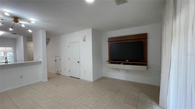 Building Photo - 249 Weymouth Dr