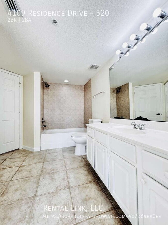 Building Photo - 4109 Residence Drive