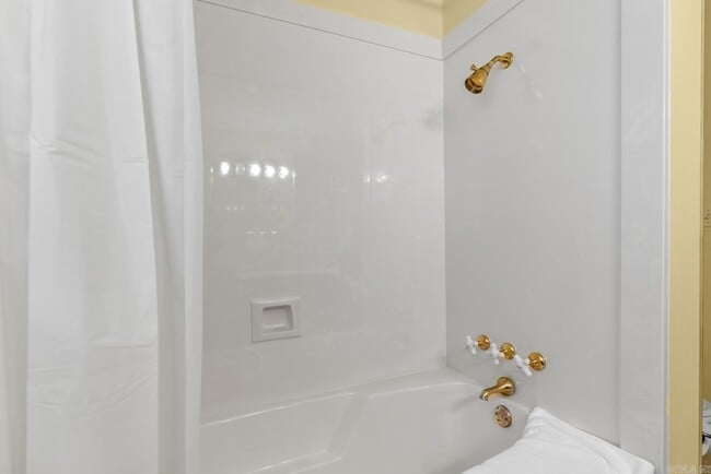 Building Photo - 12313 Jacksonville-Cato Rd