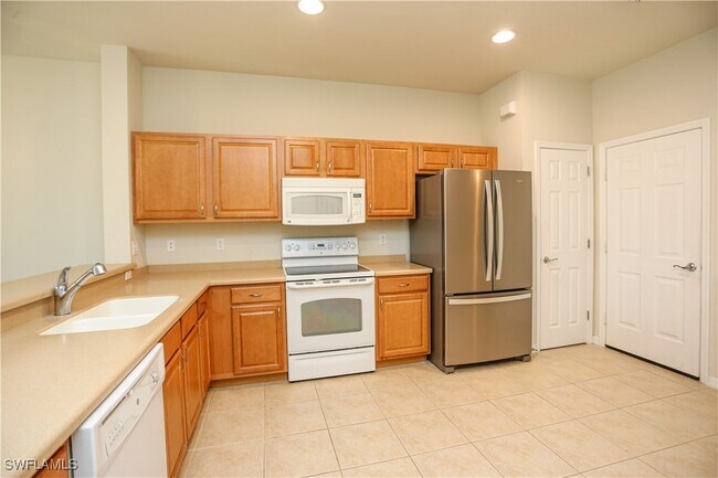 Building Photo - 16246 Ravina Way
