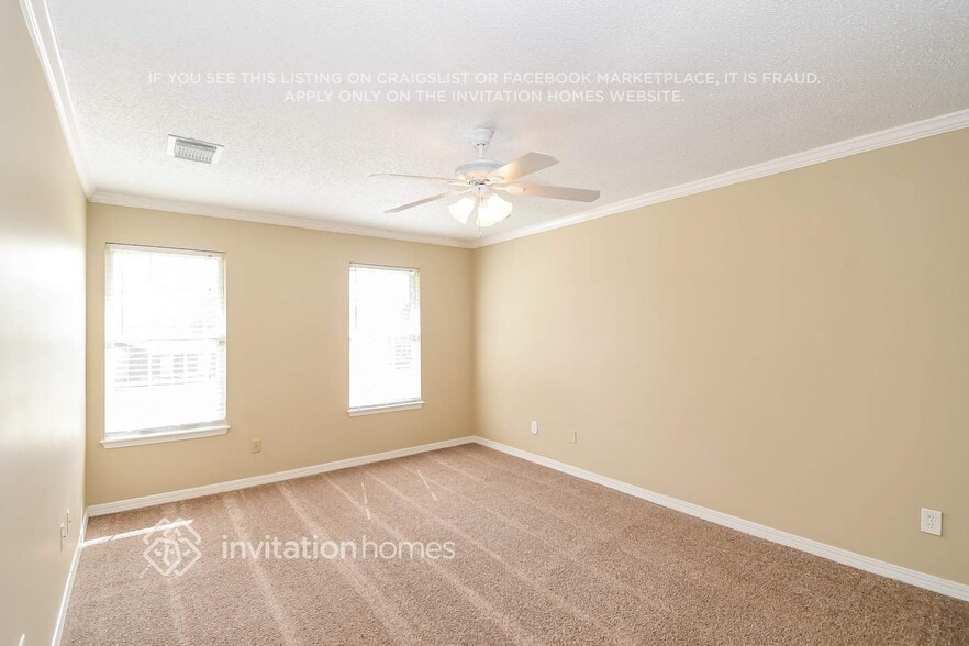 Building Photo - 9044 Camshire Dr