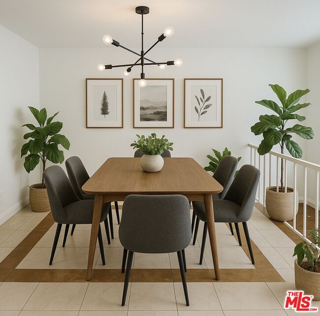 Building Photo - 1644 Palisades Dr