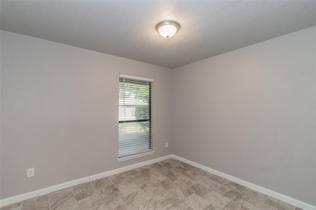 Building Photo - 2312 Shady Turf Dr