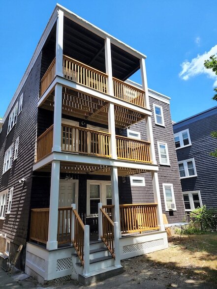 Building Photo - 9 Bailey St