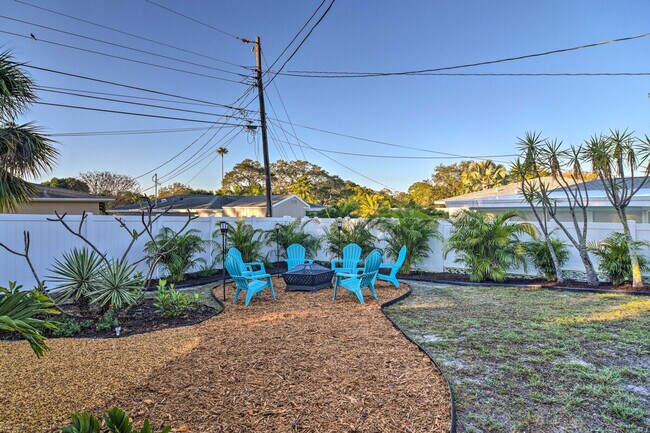 Building Photo - 11548 62nd Ave N