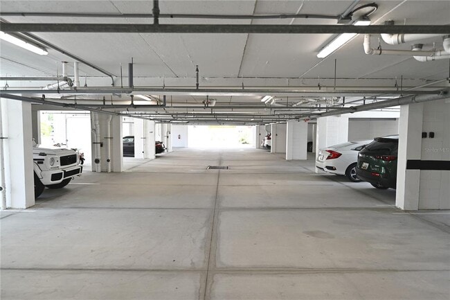Building Photo - 1709 N Tamiami Trl