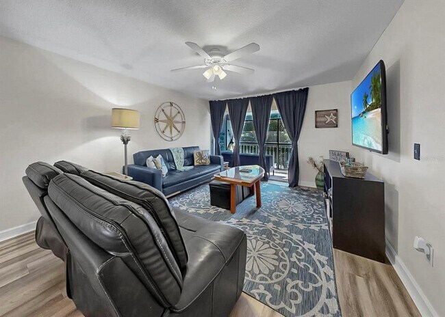 Building Photo - 1028 Apollo Beach Blvd