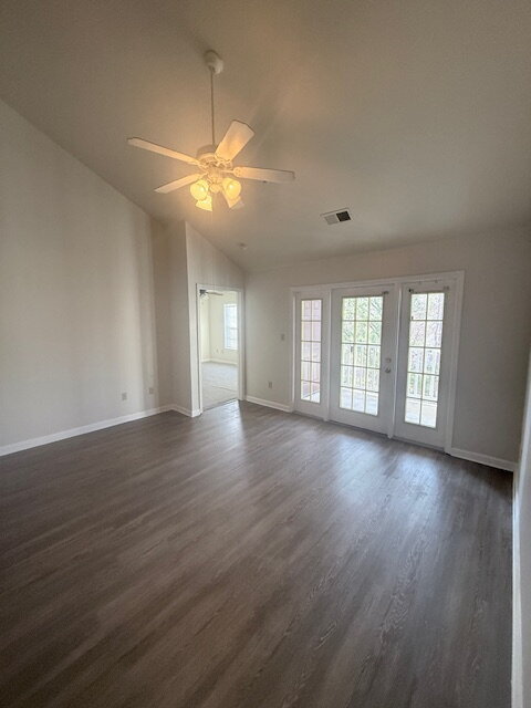 Building Photo - Beautiful Spacious Condo in Midlothian ready for move in!