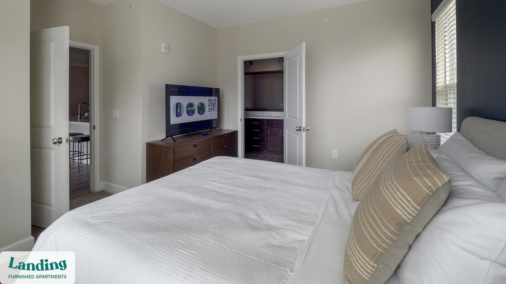 Building Photo - 195 N Creek Dr