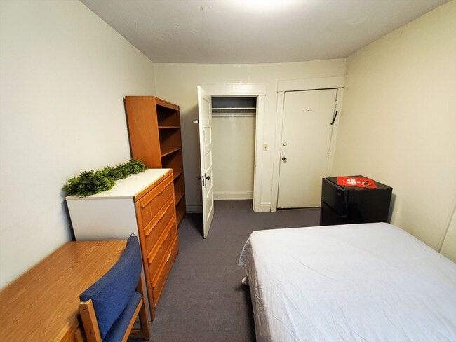 Room 24 - 210 Dryden Rd