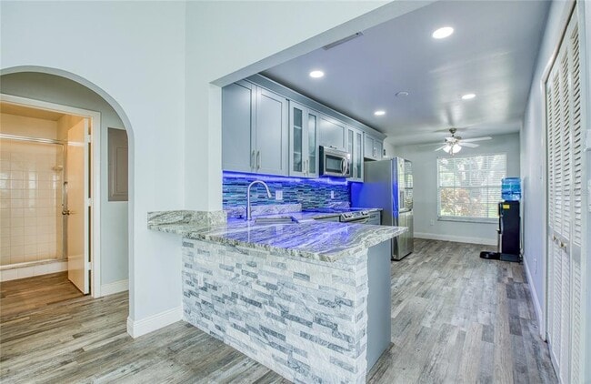 Building Photo - 2390 Bentley Dr