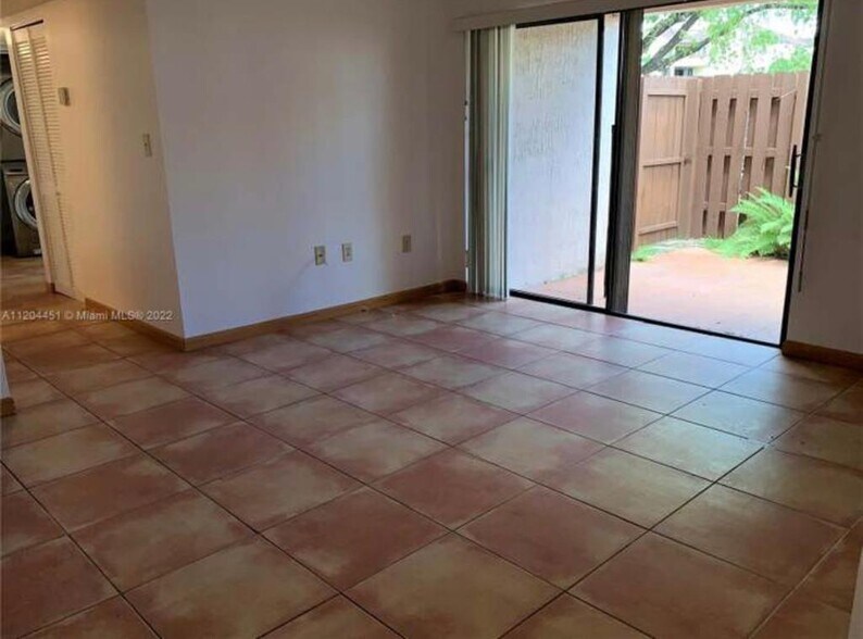 Building Photo - 8977 SW 123rd Ct