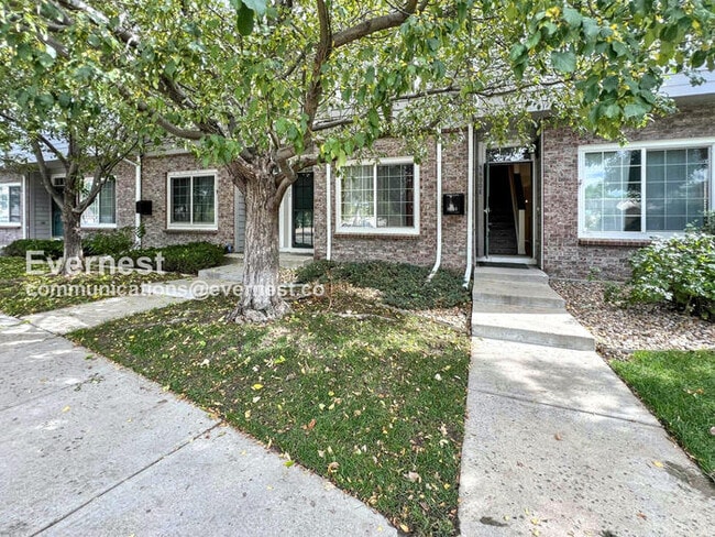 Building Photo - 9600 W Chatfield Ave