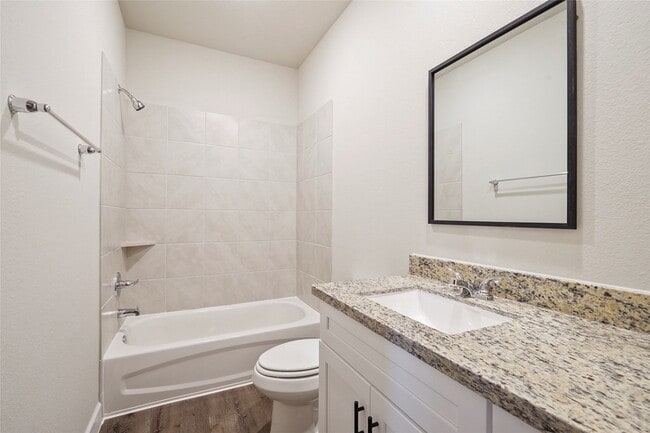 Building Photo - 412 Avenue H