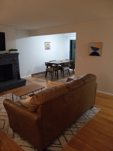 Cozy living room - 2150-2160 Raynor St SE