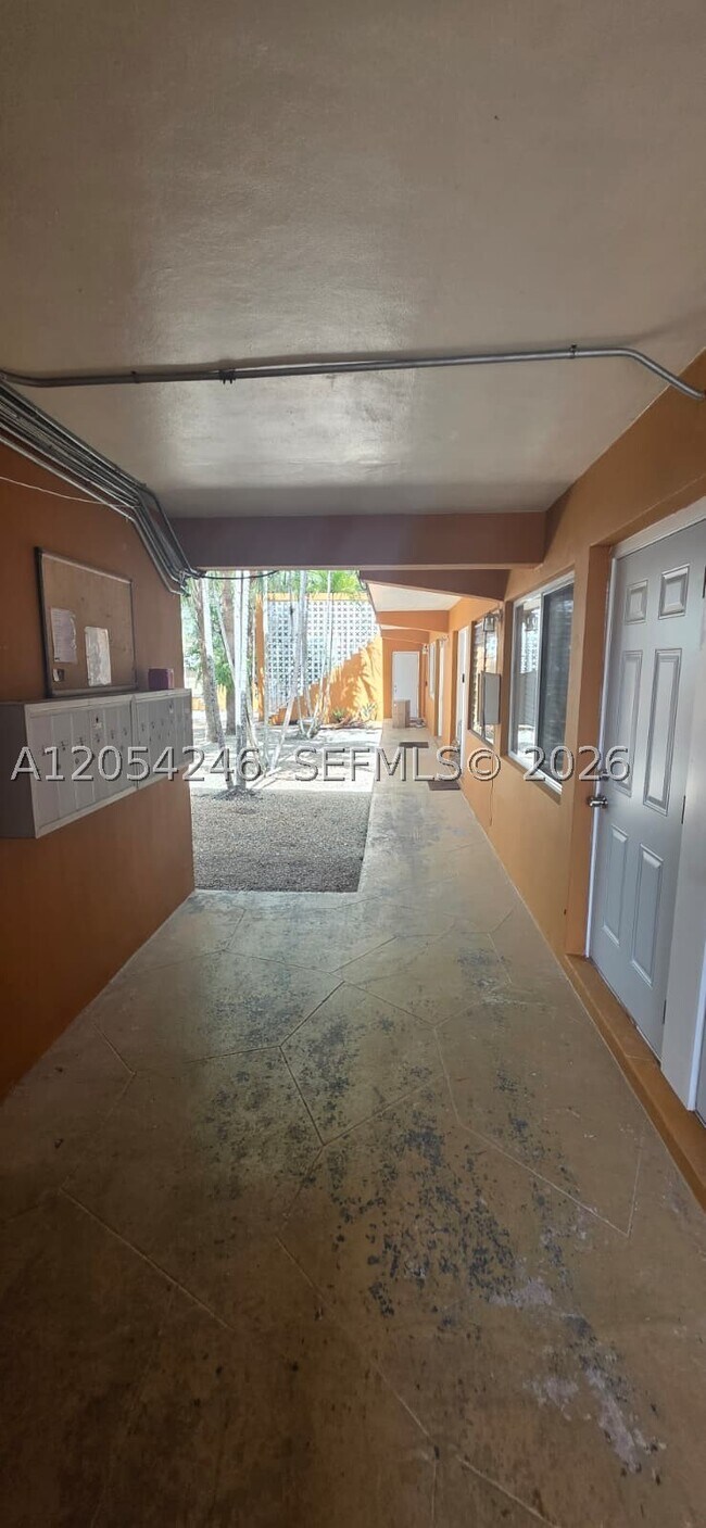 Building Photo - 7901 SW 64th St