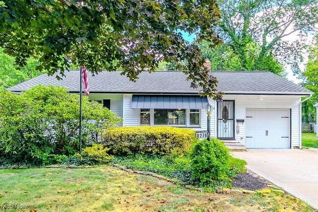 Primary Photo - 8279 Westmoor Rd