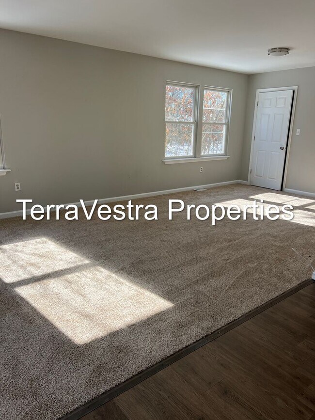 Building Photo - 1100-1102 Buck Street