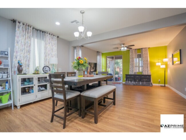 Building Photo - Gorgeous 4/3.5 Goodyear House - Pool, Loft...