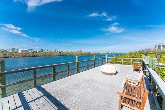 Building Photo - 11100 Hacienda Del Mar Blvd