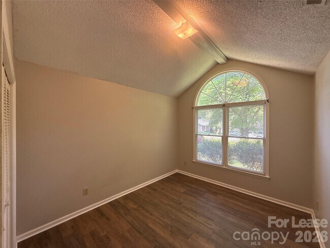 Building Photo - 7638 Campbell Creek Ln
