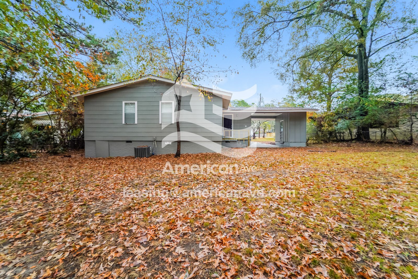 Building Photo - 573 N Park Ln