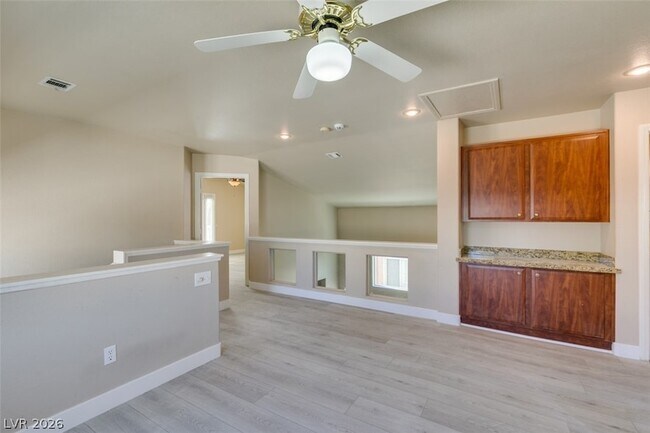 Building Photo - 936 Midpride St