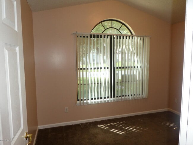 Building Photo - 955 Otter Creek Dr