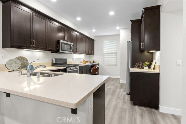 Building Photo - 67 Plateau