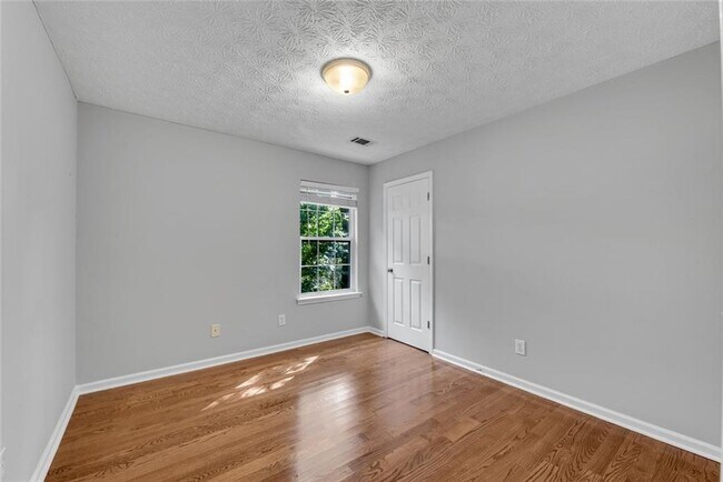 Building Photo - 1826 Chasewood Park Dr