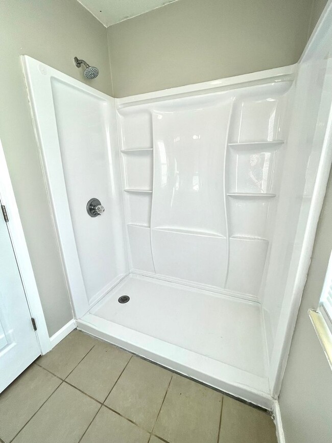 Building Photo - Lovely Home for rent in West Knoxville!