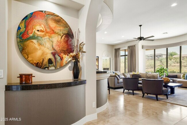 Building Photo - 10637 E Blanche Dr