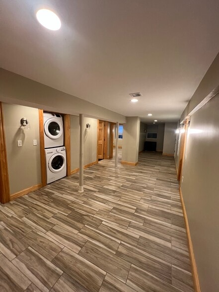 Building Photo - 152 Winchester St