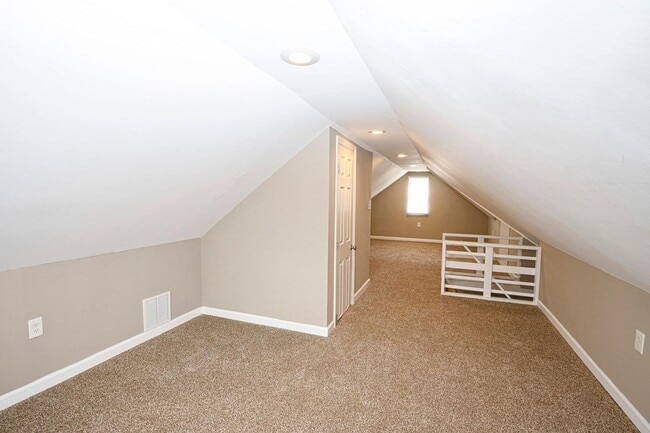 Building Photo - Bridgetown - adorable 3 BEDROOM 1 BATH UPDATED CAPE COD