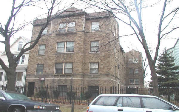 Primary Photo - 2242 N Monticello Ave