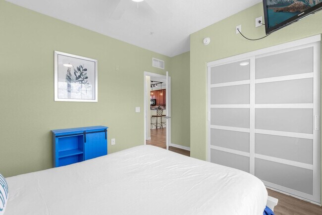 Building Photo - 510 Calabria Ave